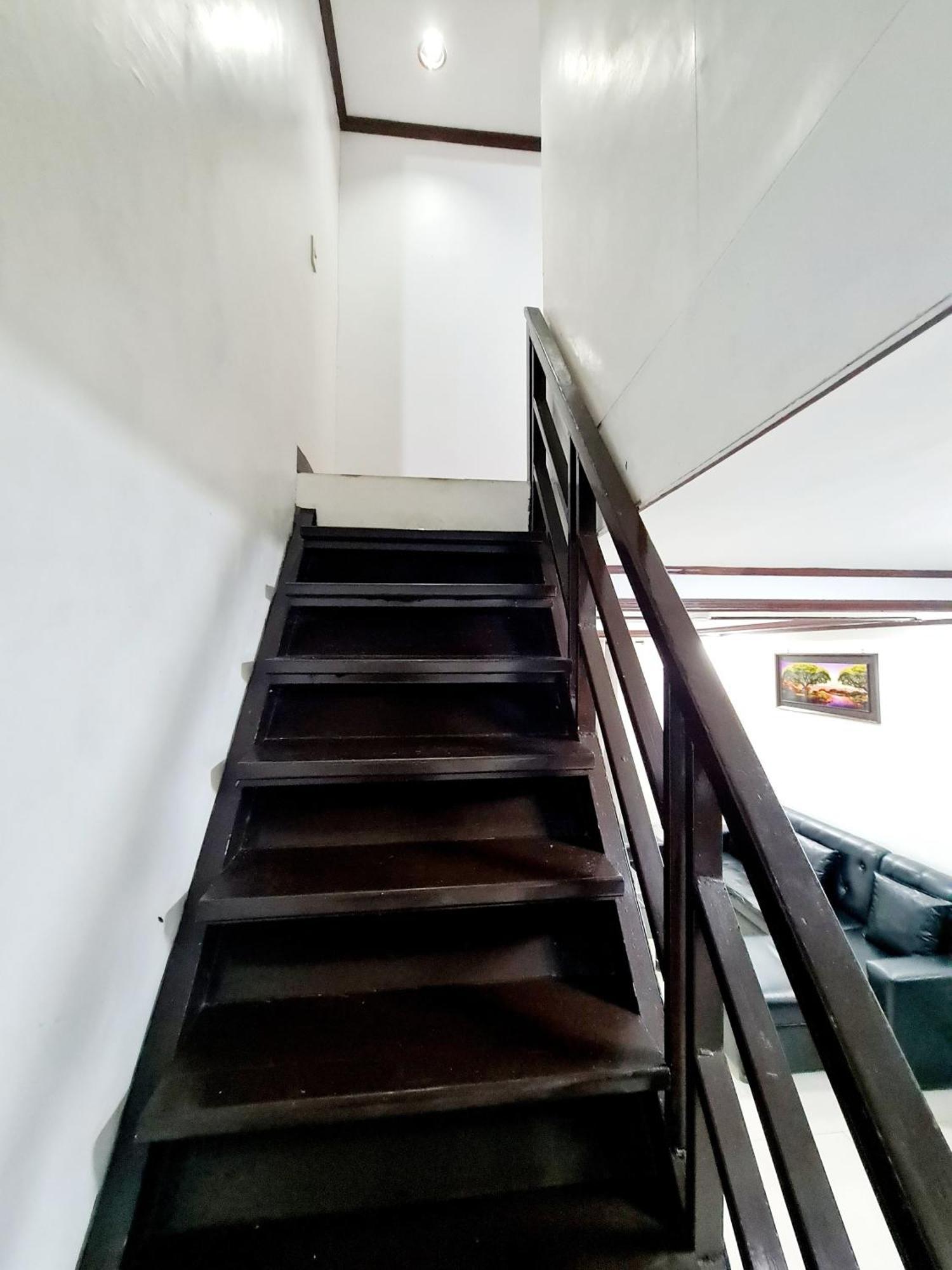 Calapan City Fully Furnished House Transient Near Xentromall L39 Exterior photo